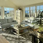 Stylish Summer House By Knudshoved Lighthouse Casa vacanze