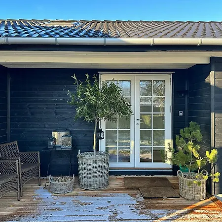 Stylish Summer House By Knudshoved Lighthouse Дом отдыха Нюборг