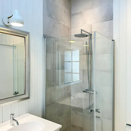 Дом отдыха Stylish Summer House By Knudshoved Lighthouse Нюборг